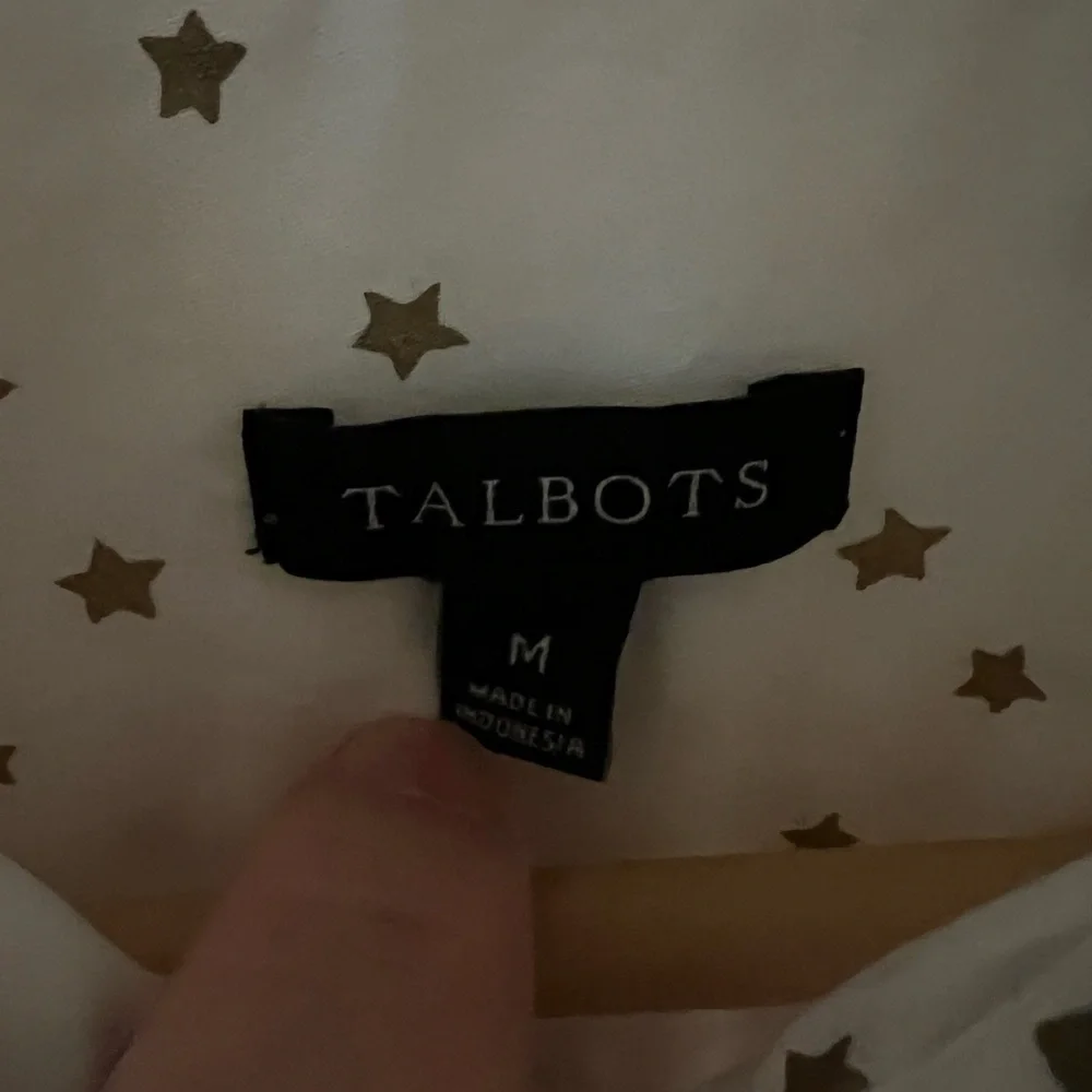 Talbots mini stars button down long sleeve shirt. Worn once!! Size M - Picture 6 of 10